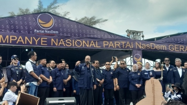 Belum Bertemu Megawati, Surya Paloh Berani Klaim Koalisi Anies-Ganjar Terbuka Lebar Jika Pilpres 2 Putaran