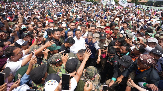 Capres nomor urut 1, Anies Baswedan di Lapangan Pendawa Seimbang, Tegal, Jawa Tengah, Selasa, (30/1/2024). (Dok: Istimewa)