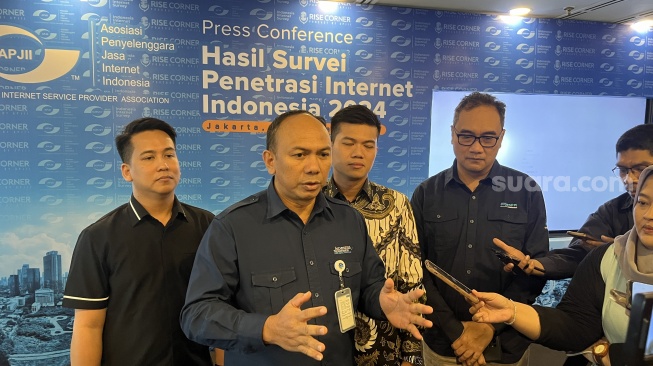 Kominfo Ralat Wacana Larang Jual Paket Wifi di Bawah 100 Mbps demi Internet Cepat