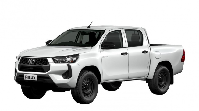 Toyota Hilux Double Cabin Terima Penyegaran, Tampil Lebih Agresif