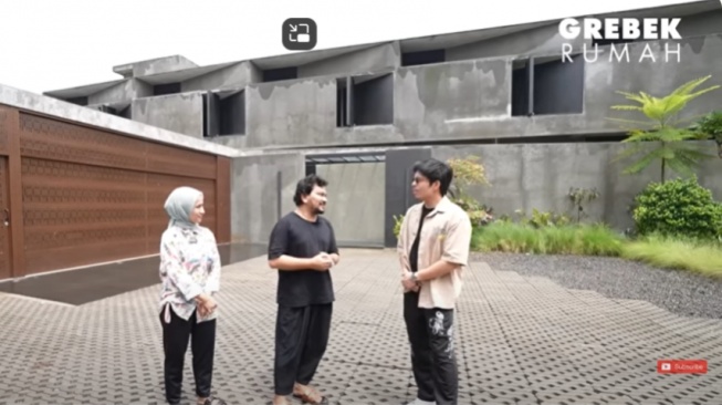 Grebek rumah Tompi (Youtube Channel AH)