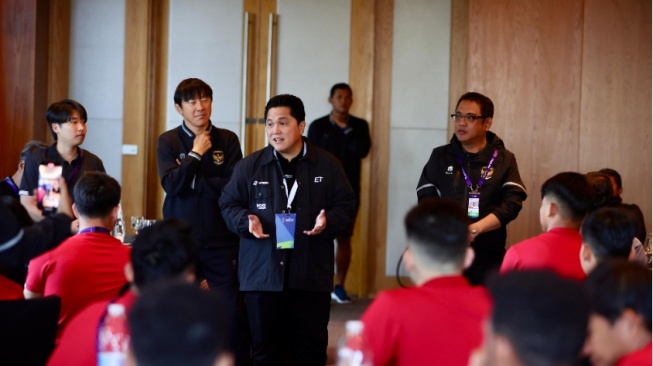 Telak! Pemerhati Sepak Bola Nasional Singgung Erick Thohir dan Minta Lakukan Hal Ini