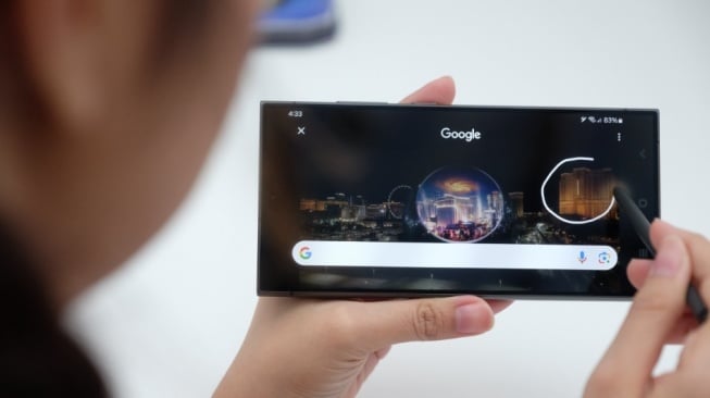 Fitur Circle to Search with Google. [Samsung]