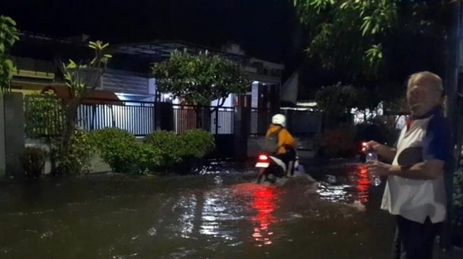 Sungai Sumber Pacar Meluap, Probolinggo Kota Banjir