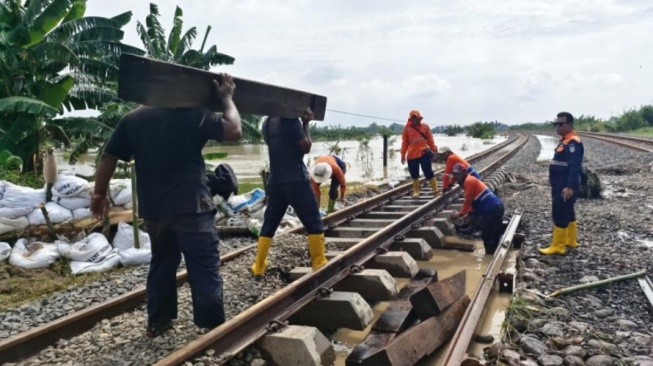 Dampak Banjir di Kabupaten Grobogan, PT KAI Batalkan Sejumlah Jadwal Perjalanan