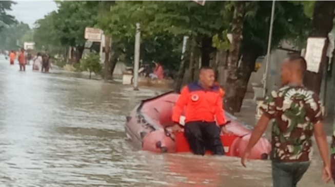 Update Terkini! Grobogan Masih Lumpuh, Banjir Bandang Terjang 11 Kecamatan, 892 Rumah Terendam