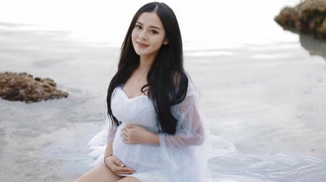 Mirip Sang Ibu, Paras Anak Bella Bonita Panen Pujian: Cantik Banget