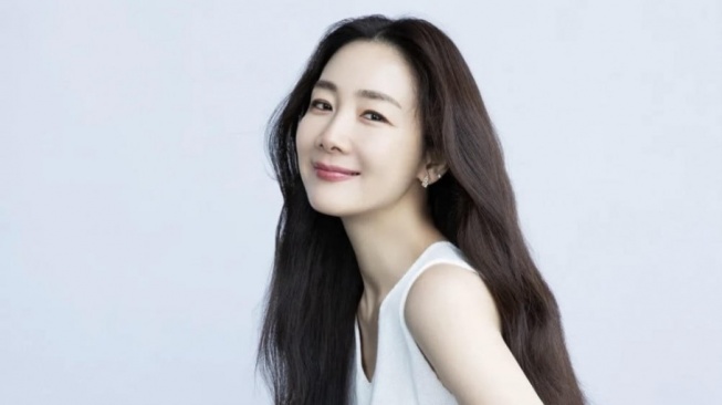 Pisah dari YG Entertainment, Choi Ji Woo Bergabung ke Studio Santa Clause