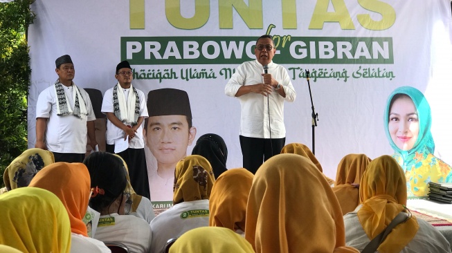 Wali Kota Tangerang Selatan, Benyamin Davnie dalam deklarasi Prabowo-Gibran, Minggu (4/2/2023). (Dok: Masayu Yurida)