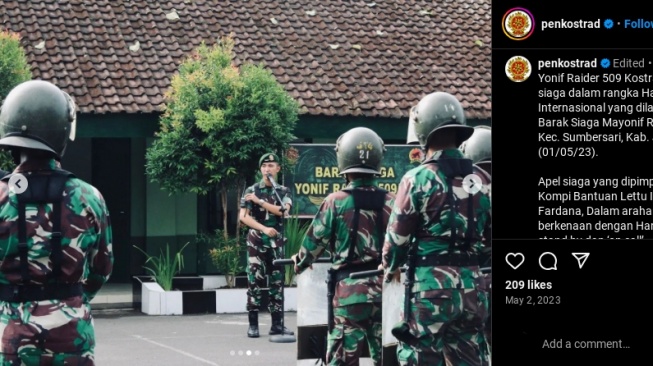 Lettu Inf Muhammad Fardana diduga tunangan Ayu Ting Ting. (Instagram/@penkostrad)