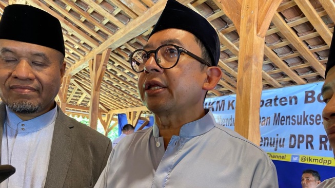 Prabowo Bakal Ajak Anies dan Ganjar Masuk Kabinet: Tanda Persatuan atau Politik Akrobat?