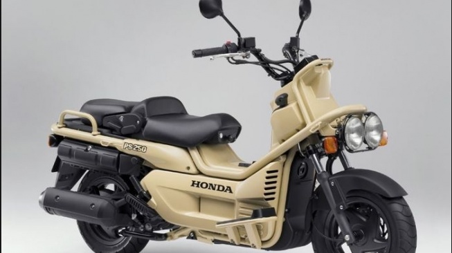 Honda PS250, saudara Honda BeAT yang mana desainnya antimainstream (arenamotosikal)