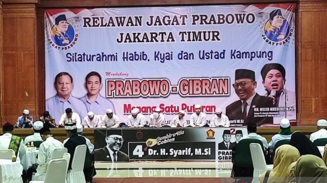 Tutup Masa Kampanye Prabowo-Gibran, 500 Kiai Berkumpul Di TMII Malam Ini