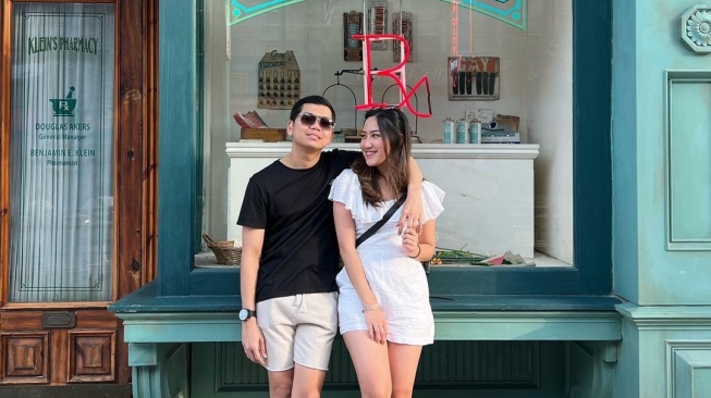 Tamara Tyasmara dan juga Yudha Arfandi liburan ke Singapura (Instagram/@tamaratyasmara)