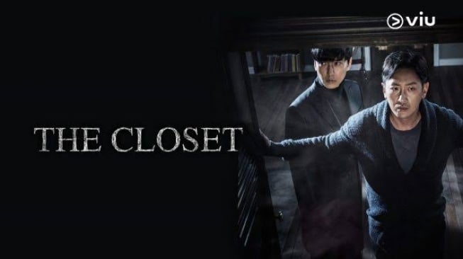 Ulasan Film The Closet, Kisah Bocah Hilang dan Alam Lain di dalam Lemari!