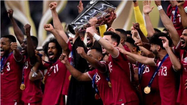 Selebrasi para pemain Qatar merayakan juara Piala Asia 2023 (the-afc.com)