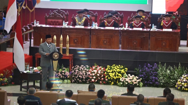 Menhan, Prabowo Subianto menghadiri wisuda 573 mahasiswa, di Universitas Pertahanan (Unhan) di Sentul, Bogor, Senin (12/2/2024). (Dok: Istimewa)