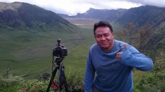 Kabar Duka dari Dandhy Laksono, Istri Meninggal di Usia 50 Tahun