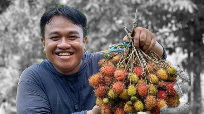 Potret Dandhy Laksono, sutradara film dokumenter Dirty Vote. (Instagram/ dandhy_laksono)