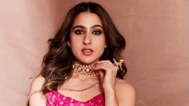 5 Film India yang Dibintangi Sara Ali Khan, Terbaru Ada Murder Mubarak