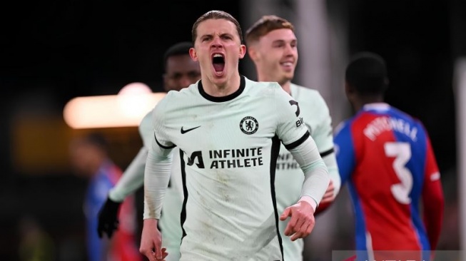 Selebrasi pemain Chelsea Conor Gallagher setelah mencetak gol keduanya dalam kemenangan 3-1 timnya dari Crystal Palace pada pekan ke-24 Liga Inggris di Selhurst Park, Selasa (13/2/2024). (ANTARA/Chelsea)