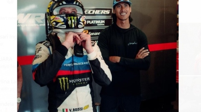 Satu Tim Lagi Bersama Valentino Rossi, Ini Komentar Sean Gelael