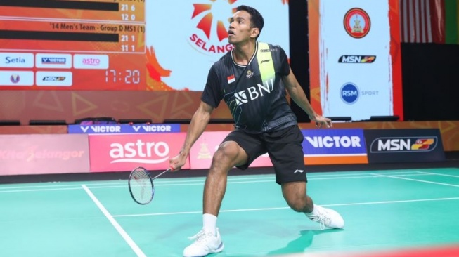 Tunggal putra Indonesia Chico Aura Dwi Wardoyo saat berlaga di pertandingan kedua fase grup melawan Uni Emirat Arab, di Kejuaraan Bulu Tangkis Beregu Asia (BATC) 2024 di Selangor, Malaysia, Rabu (14/2/2024). (ANTARA/HO/PP PBSI)