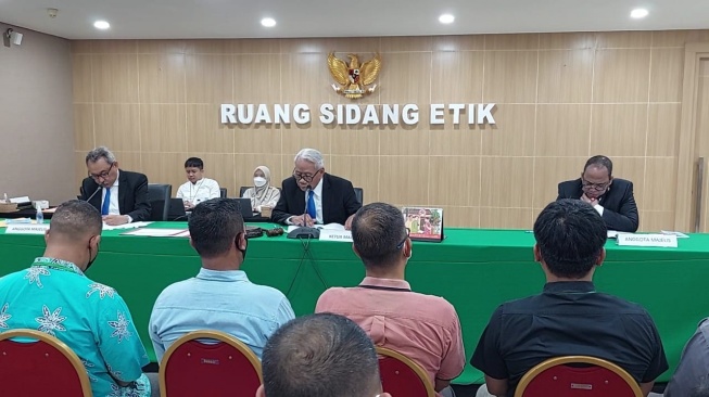 Dewas KPK menggelar sidang etik kasus pungli di Rutan oleh pegawai KPK di Jakarta, Kamis (15/2/2024). [Suara.com/Yaumal]