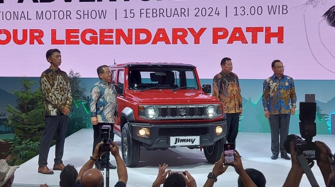 Suzuki Jimny 5 Pintu Resmi Meluncur di IIMS 2024. (Foto: Suara.com/Manuel Jeghesta)