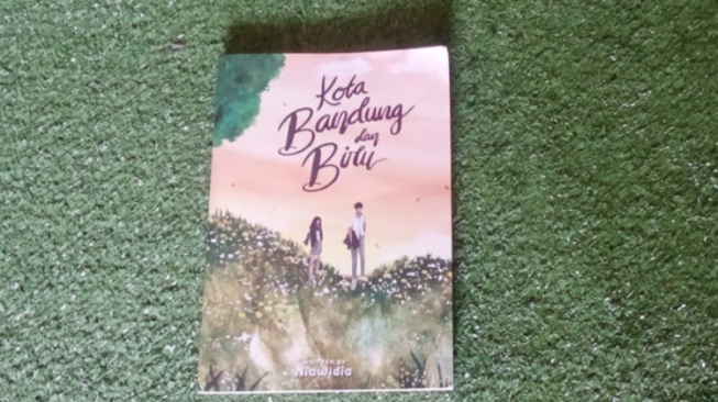 Ulasan Novel 'Kota Bandung dan Biru' Kisah Pilu Anak Penyintas Bullying