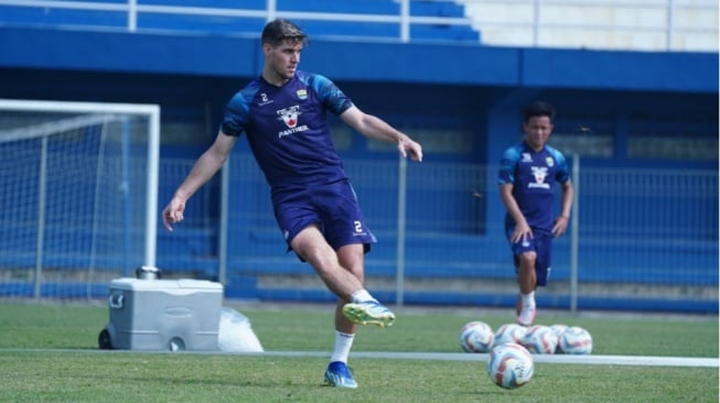 Persib Bandung On Fire Jelang Kontra Barito Putera, Bojan Hodak Bongkar Kondisi Pemain