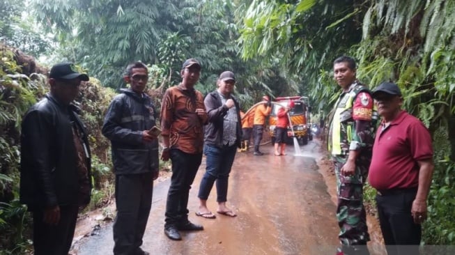 Hujan Deras Mengamuk, Lima Lokasi di Kota Bogor Dilanda Longsor