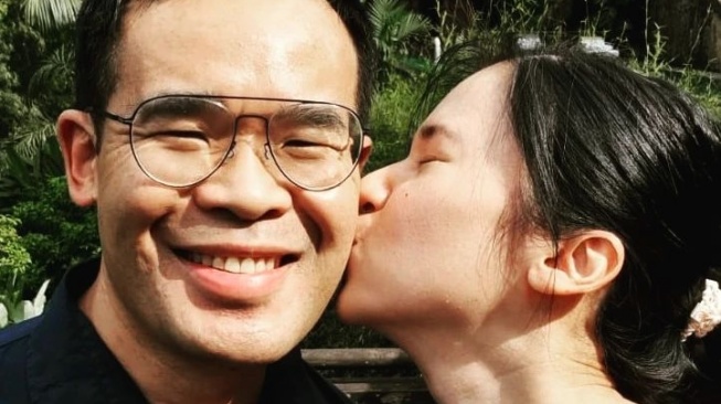 Potret Harmonis Laura Basuki dan Leo Sandjaja. (Instagram/leosandjaja)