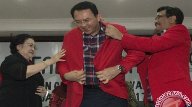 Ahok Berani Koar-koar Lawan Pemerintah, Megawati Ungkap Fakta Mengejutkan [Antara]