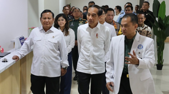 Prabowo Dampingi Jokowi Resmikan RS TNI Terbesar RI, Fasilitas 1.000 Bed dan 11 Ruang Operasi