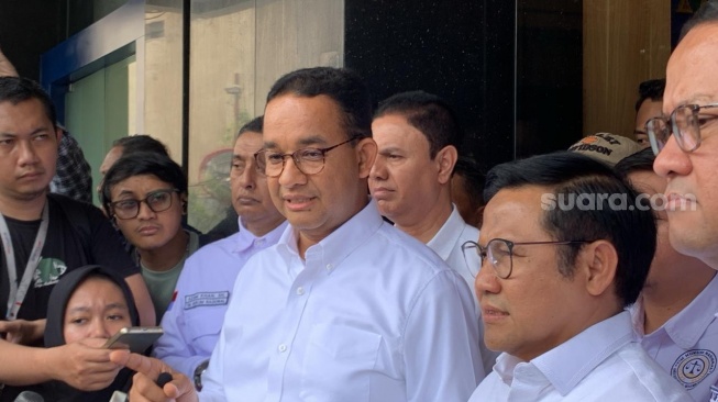 Anies Anggap Pertemuan Jokowi-Surya Paloh Bukan Hal Serius: Tontonan Saja Itu