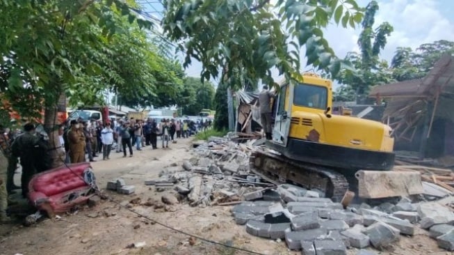 Dua Tempat Hiburan Malam di Kalodan Rata dengan Tanah, Dibongkar Pemkot Serang Karena Alasan Ini