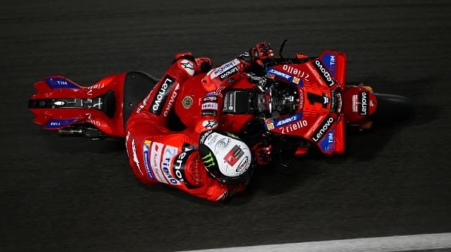 Tes Pramusim MotoGP 2024 di Qatar: Tercepat di Hari Kedua, Francesco Bagnaia Pertahankan Dominasinya