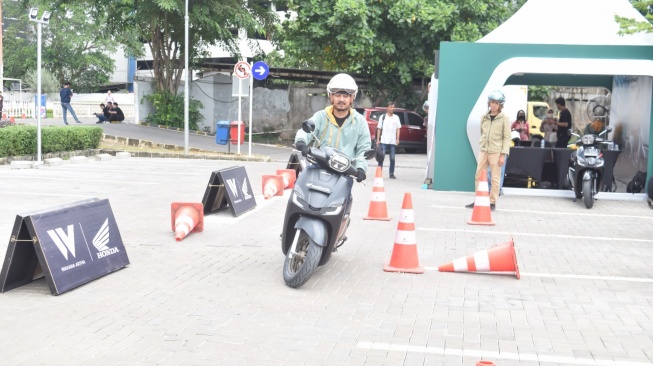 PT Wahana Makmur Sejati menggelar test ride di Chillax, Sudirman, Jakarta (22-23/2/2024) dalam rangkaian acara Regional Public Launching New Honda Stylo 160 [PT Wahana Makmur Sejati].