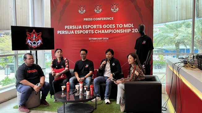 Persija Esports resmi mengumumkan roster baru untuk turnamen Mobile Legends tingkat dua alias MDL ID Season 9 pada Kamis (22/2/2024). [Suara.com/Dicky Prastya]