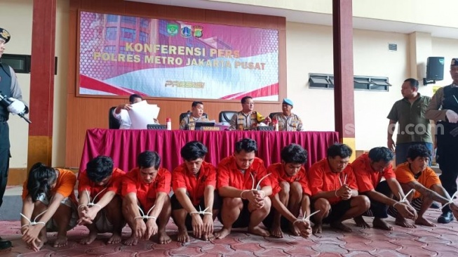 Tampang 10 dari 16 tahanan Polsek Metro Tanah Abang yang kembali ditangkap usai melarikan diri dari penjara. (ist)