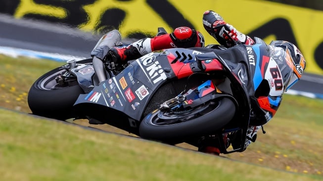 Michael Van Der Mark in action di sesi Latihan Bebas WSBK Australia 2024 [WSBK Press Office]