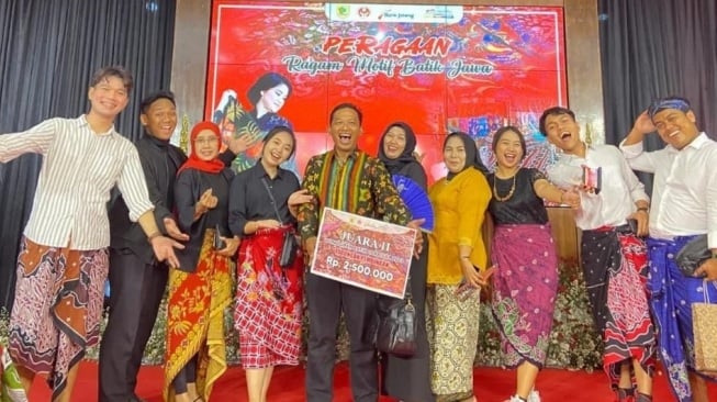 Membangun Desa Melalui Batik: Kisah Inspiratif Mahasiswa KKN 52 UNS di Desa Joho Wonogiri