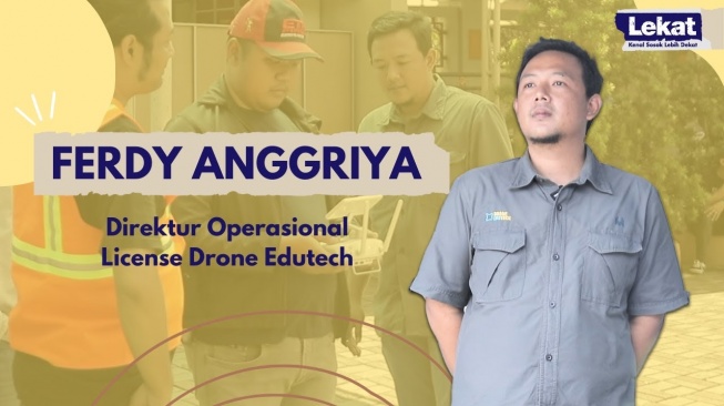 Lekat Bersama Ferdy Anggriya, Drone Light Shownya Berikan Warna-warni di Langit Jakarta