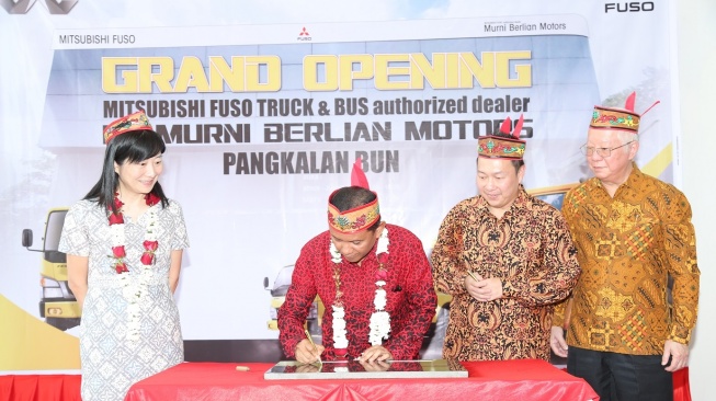 Mitsubishi Fuso Resmikan Dealer ke 222 di Pangkalan Bun