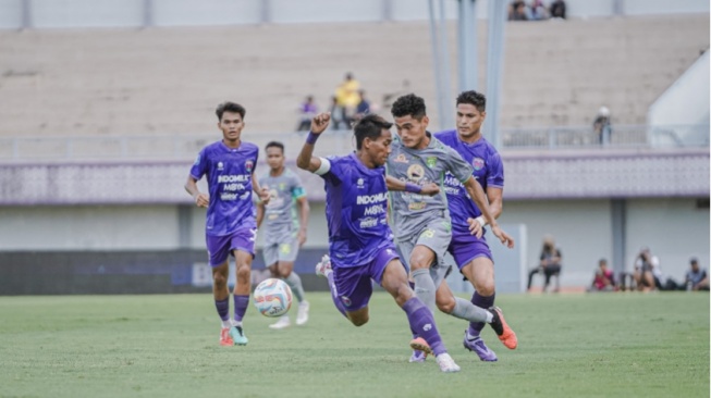 Bentrok Dua Tim Pesakitan, Persita Pede Hajar Arema Demi Hindari Degradasi