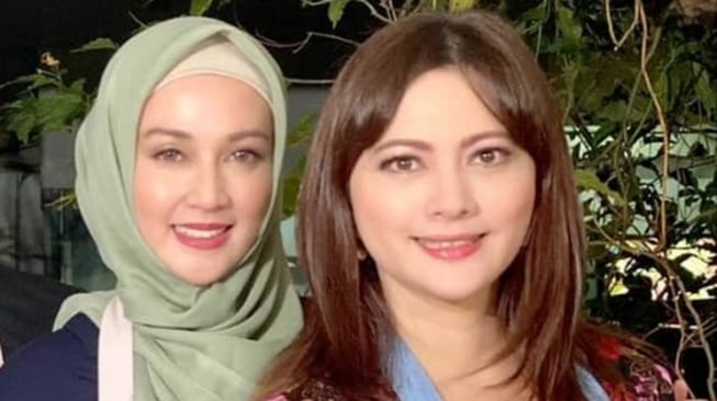 Fakta Dina Lorenza dan Cut Keke (Instagram/@dinalorenza1975)