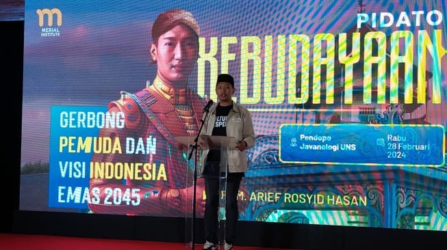 Bangunkan Semangat Generasi Muda, Arief Rosyid Bicara Visi Indonesia Emas di Solo