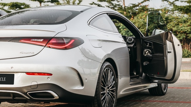 PT Mercedes-Benz Distribution Indonesia (MBDI) pada Kamis (29/2/2024) meluncurkan The All New CLE 300 4MATIC Coupe AMG Line. 