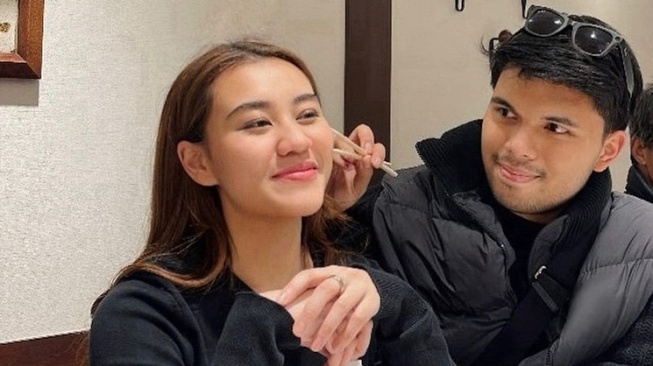 Potret Liburan Thariq Halilintar dan Aaliyah Massaid di Jepang (Instagram/@thariqhalilintar)